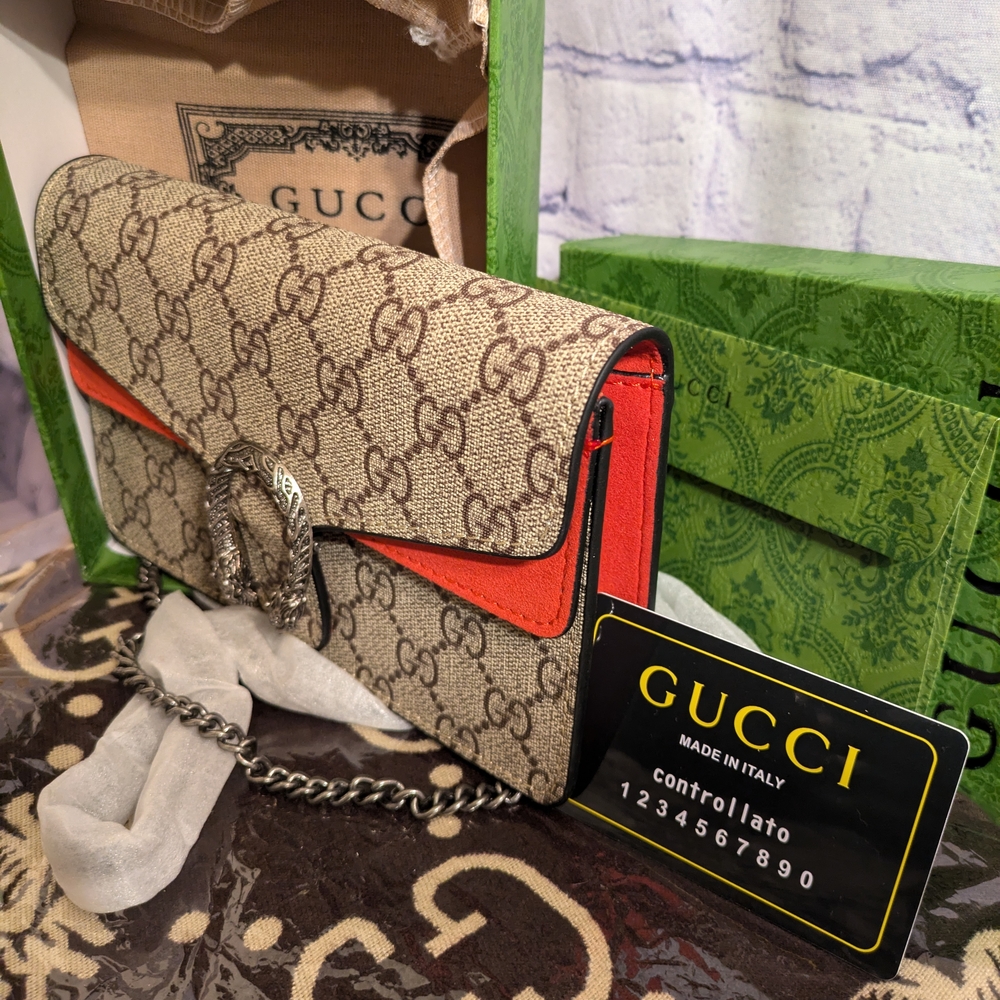 Gucci Beige and Red Women's Bag